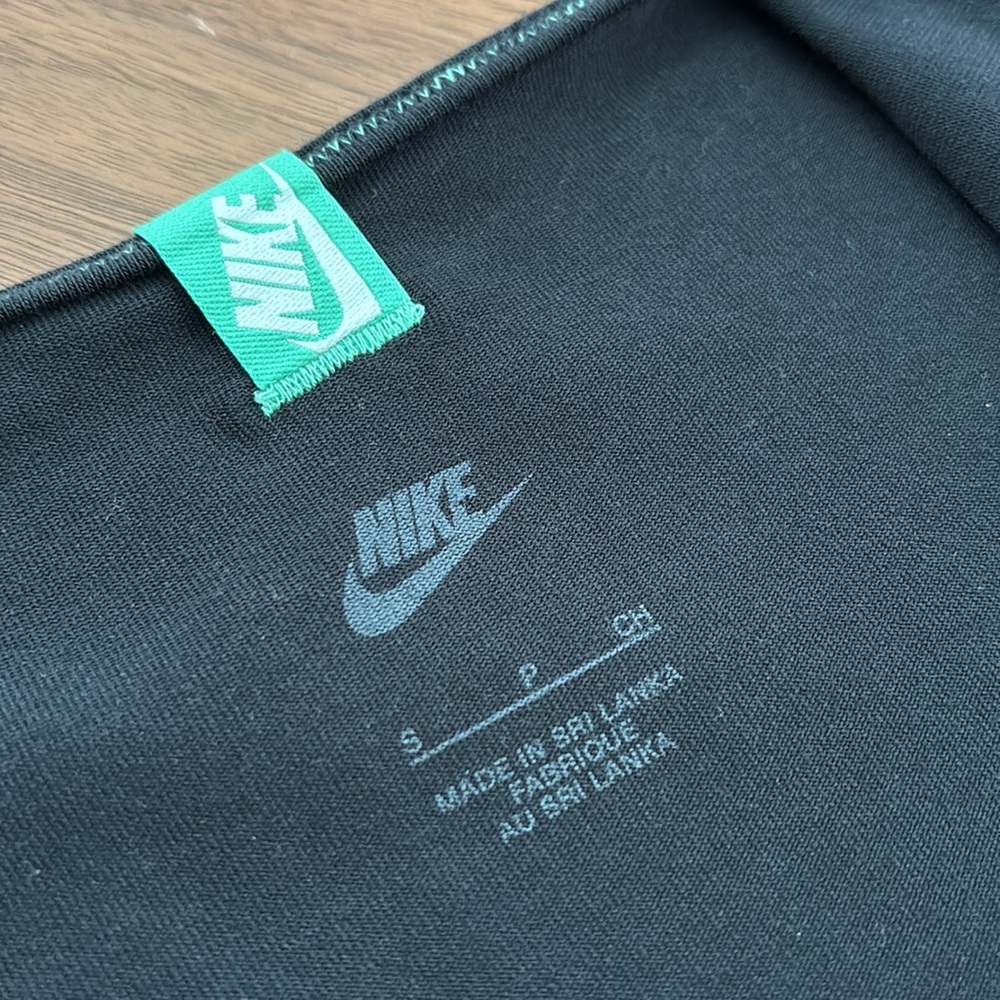 Nike Black Bodysuit with Teal Logo - Picture 7 of 11